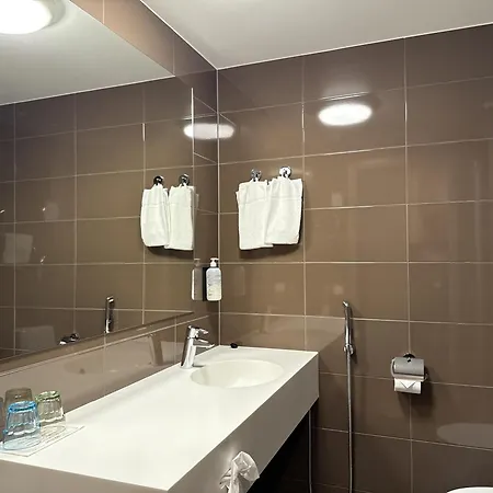 オリジナル　ソコス　ホテル　ヴァークナ　ロヴァニエミ 4*