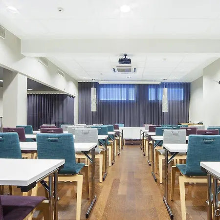 オリジナル　ソコス　ホテル　ヴァークナ　ロヴァニエミ