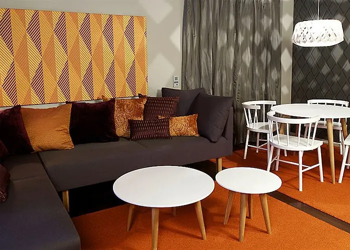 فندق Original Sokos Vaakuna 4*